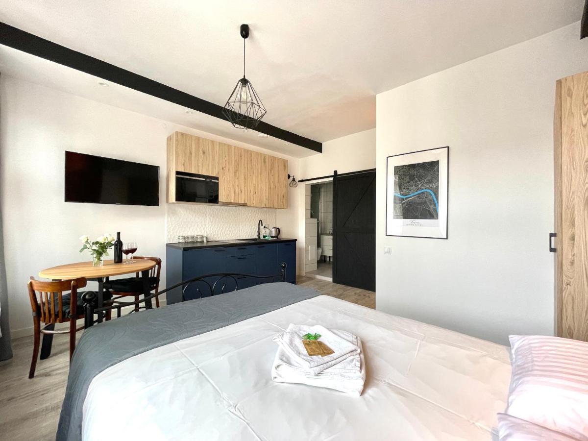 Copernicus Street Apartment - Broken Flowers And Twin Peaks Торунь Екстер'єр фото