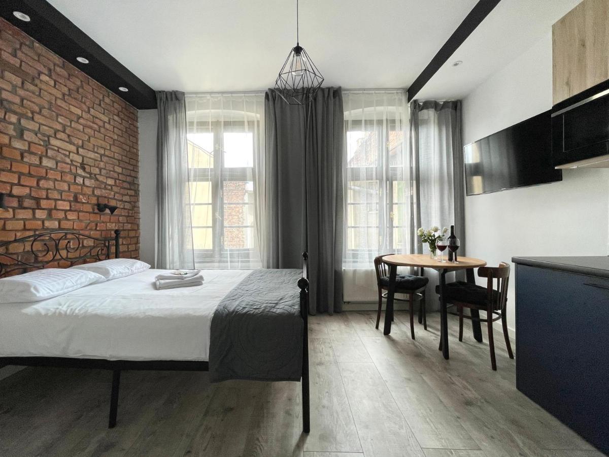 Copernicus Street Apartment - Broken Flowers And Twin Peaks Торунь Екстер'єр фото