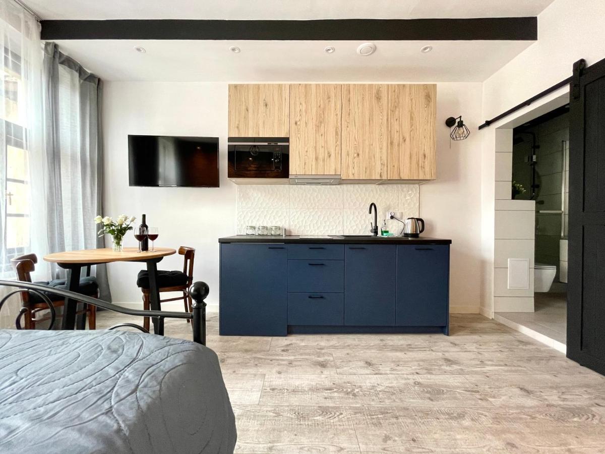 Copernicus Street Apartment - Broken Flowers And Twin Peaks Торунь Екстер'єр фото