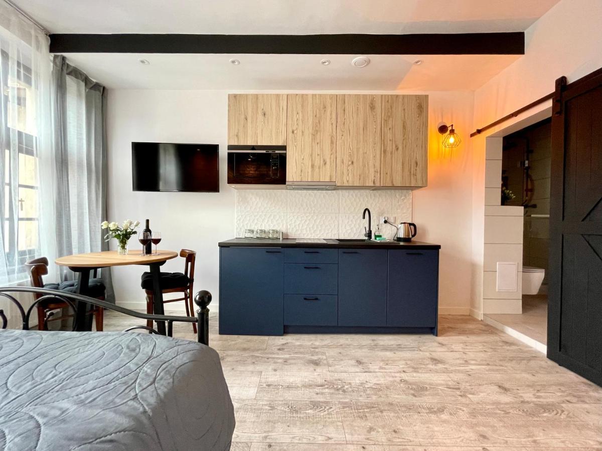 Copernicus Street Apartment - Broken Flowers And Twin Peaks Торунь Екстер'єр фото